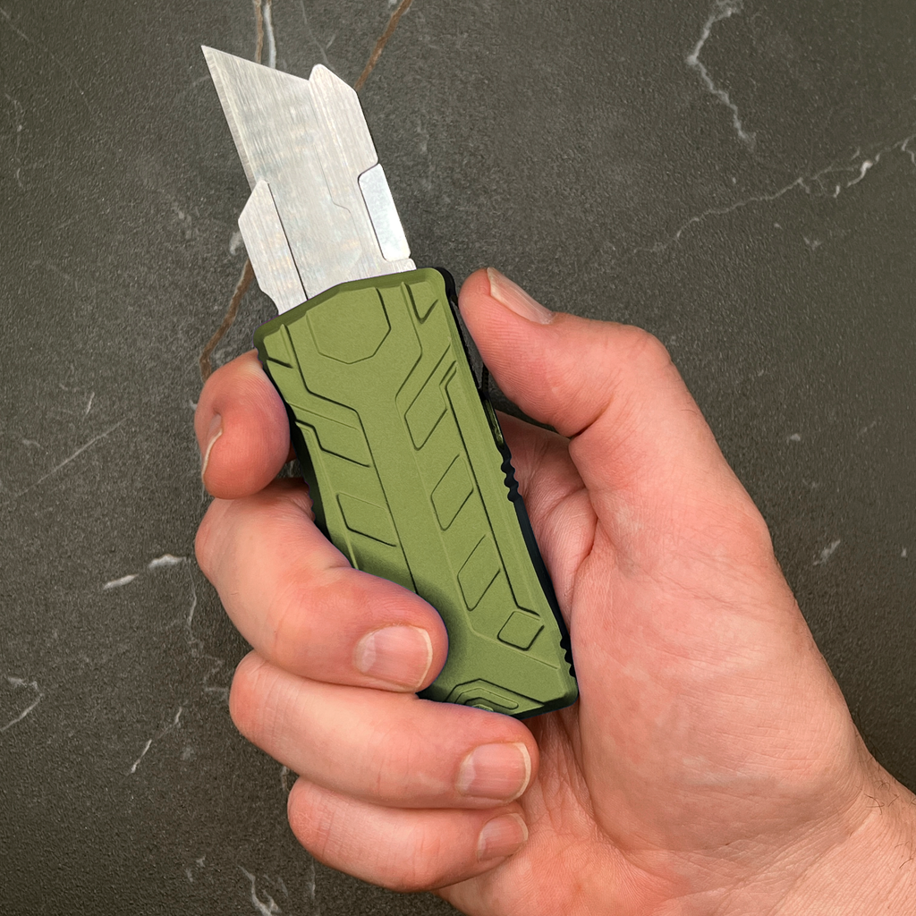 ainhue RU33 Auto Retractable Box Cutter Utility Knife