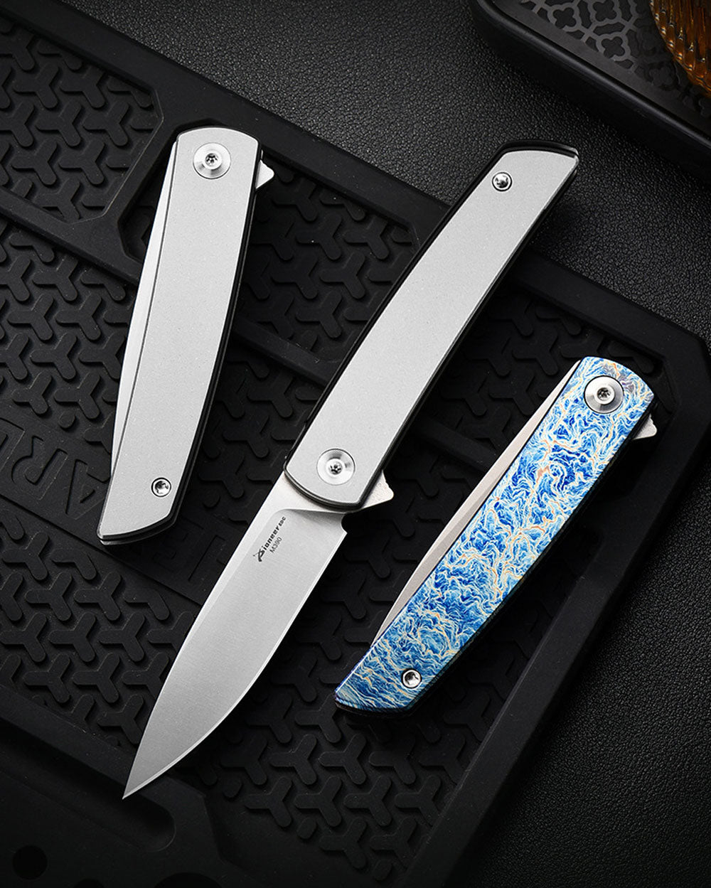 PioneerEDC MT0374 Folding Pocket Knife, 2.91 Inch M390 Drop Point Blade, TC4 Titanium Handle, Slipjoint Non-Locking, EDC, 2 Oz
