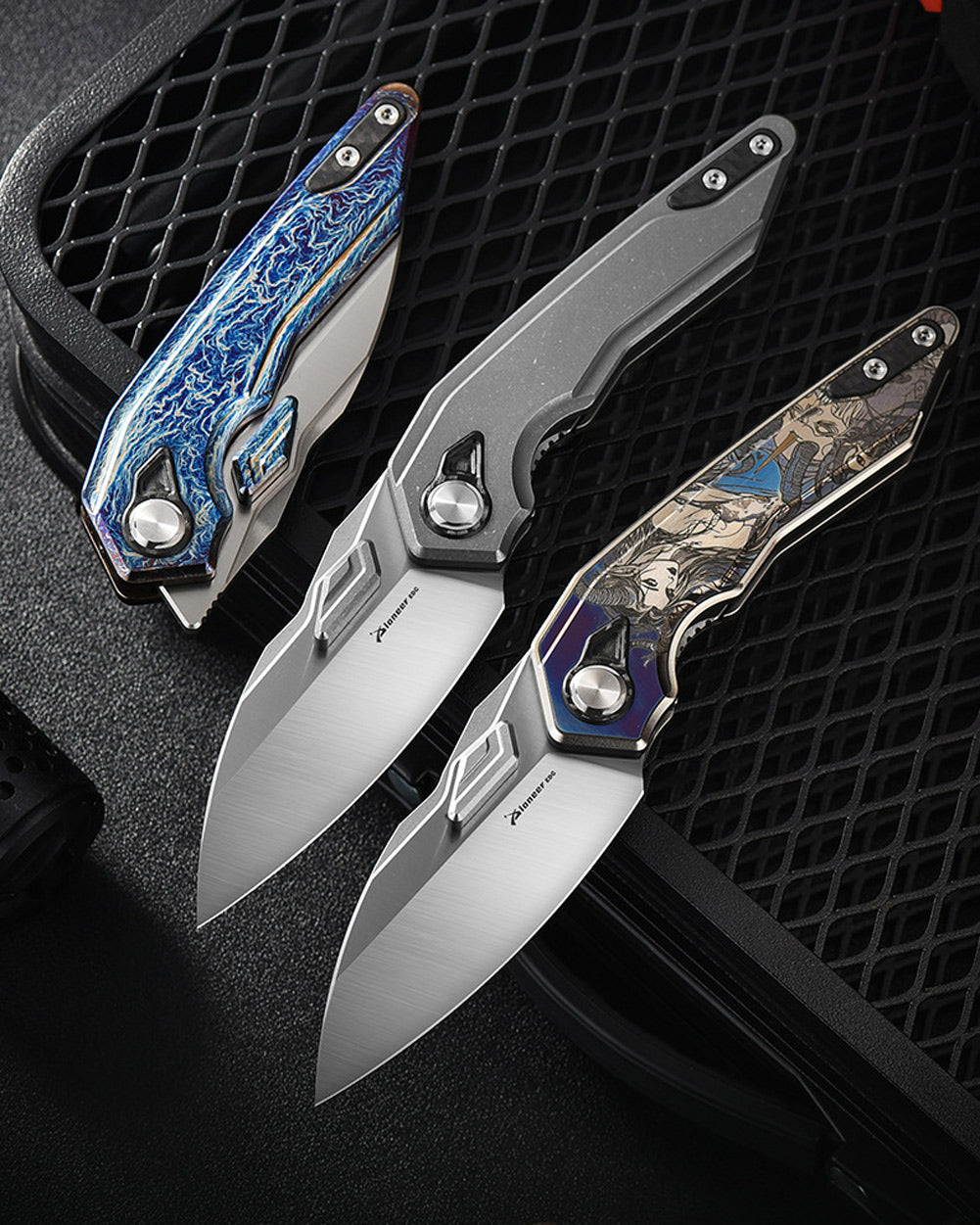PioneerEDC MTP472 Folding Pocket Knife, D2 Wharncliffe Blade, TC4 Titanium and Carbon Fiber Handle, Liner Lock, with Pocket Clip, 8.27 Inches