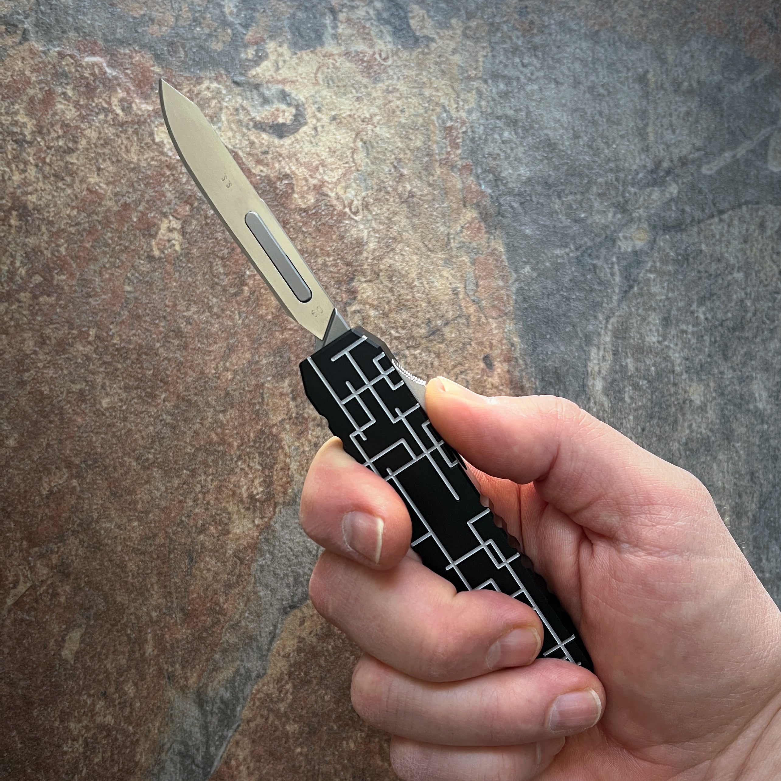 ainhue A38 Auto Retractable Scalpel OTF Utility Knife – Samior