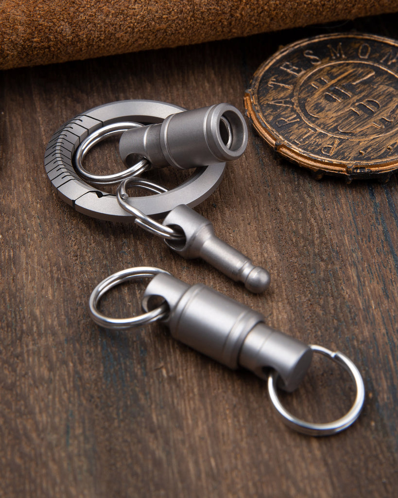 Purchase the Universal Quick Release Keyring silver by ASMC