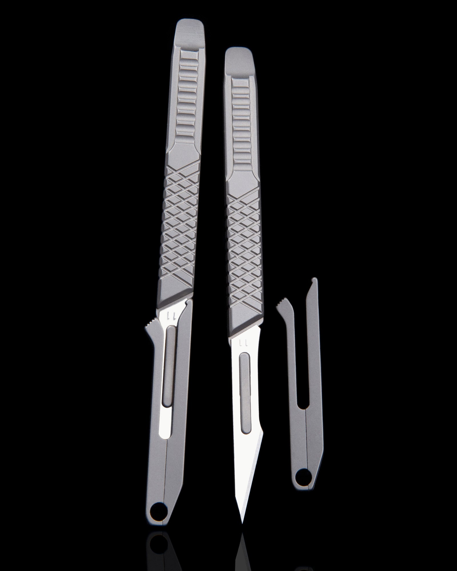 ainhue A45 Small Slim 3# Scalpel Knife Handle with Pry Bar, 10pcs #11 Blades